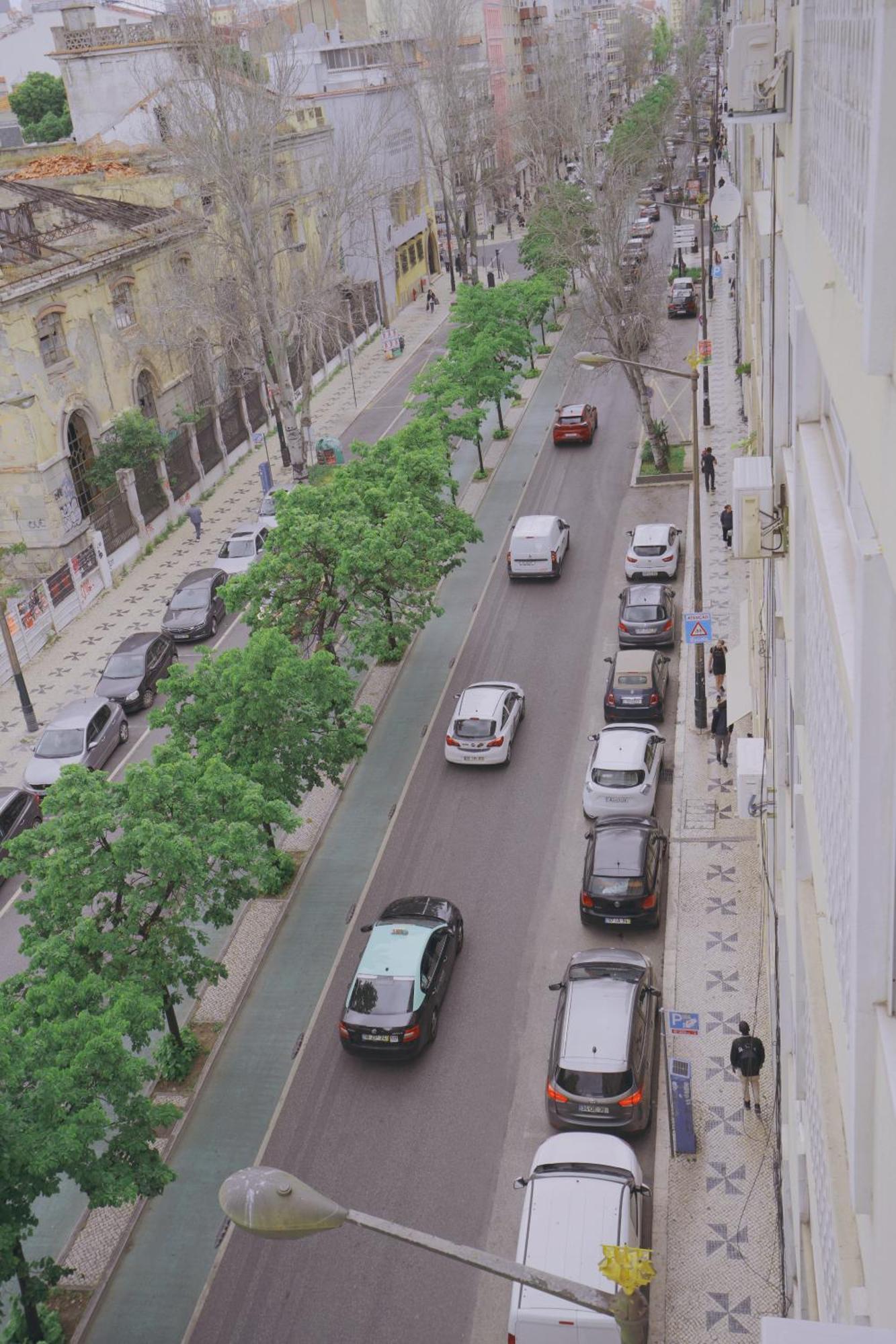 Lisbon Charming 94D, Next To Metro Apartment Luaran gambar