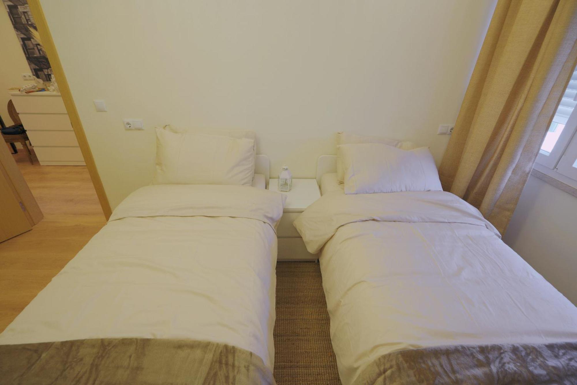 Lisbon Charming 94D, Next To Metro Apartment Luaran gambar