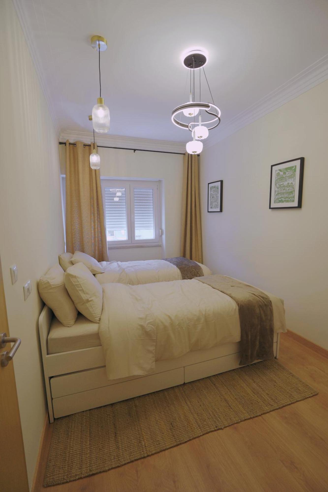 Lisbon Charming 94D, Next To Metro Apartment Luaran gambar