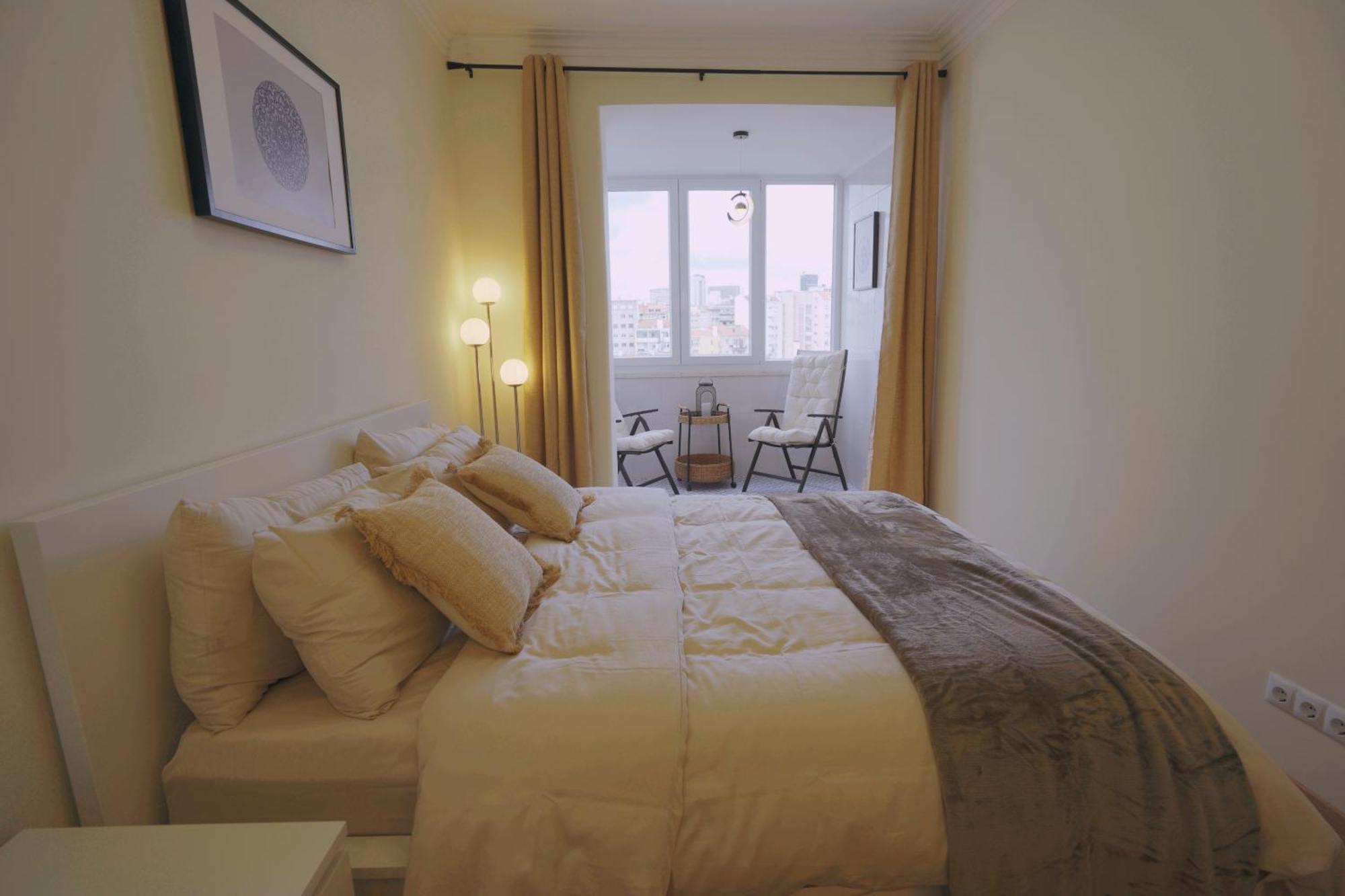 Lisbon Charming 94D, Next To Metro Apartment Luaran gambar