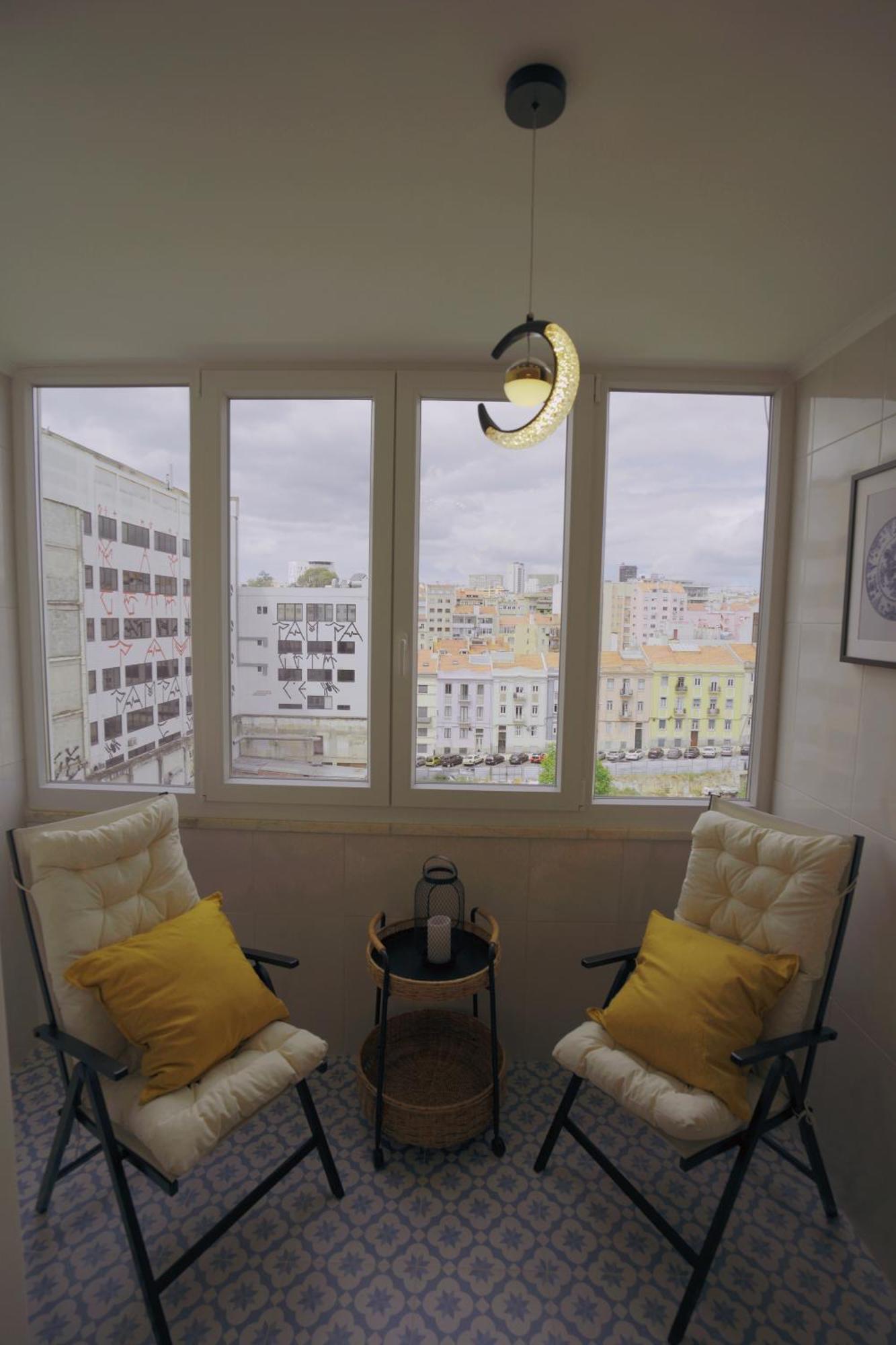 Lisbon Charming 94D, Next To Metro Apartment Luaran gambar