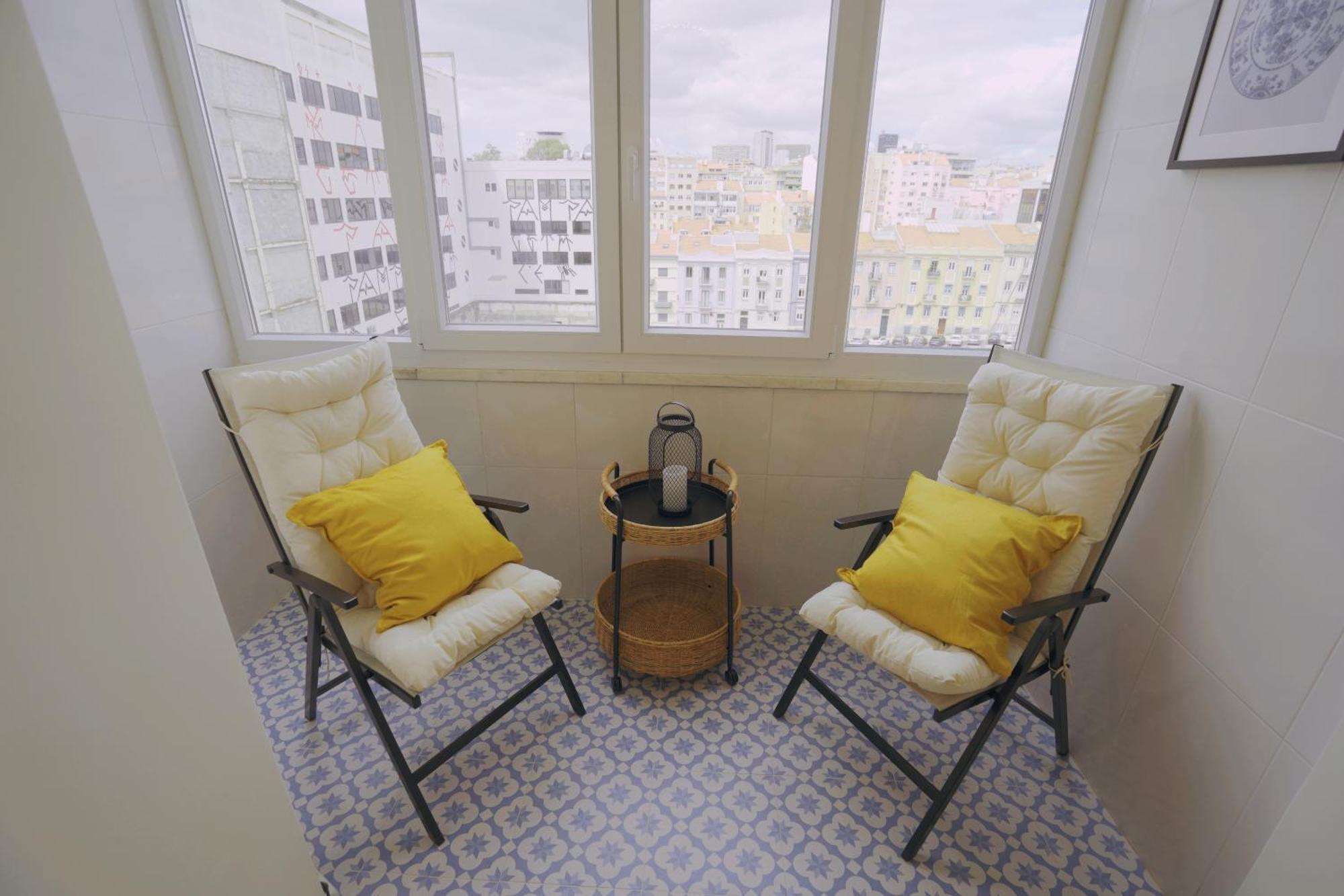 Lisbon Charming 94D, Next To Metro Apartment Luaran gambar