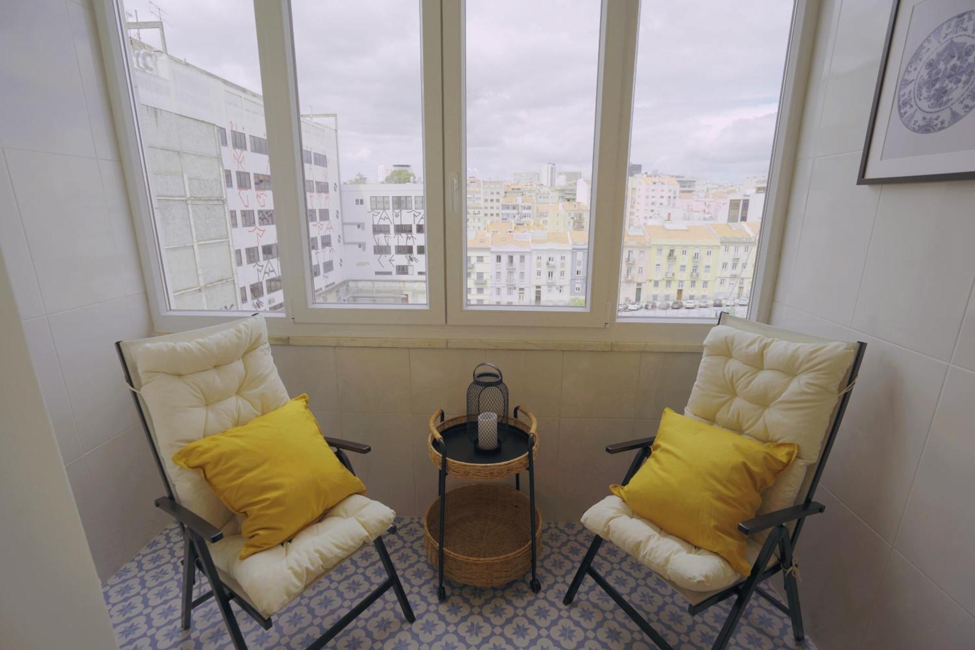 Lisbon Charming 94D, Next To Metro Apartment Luaran gambar
