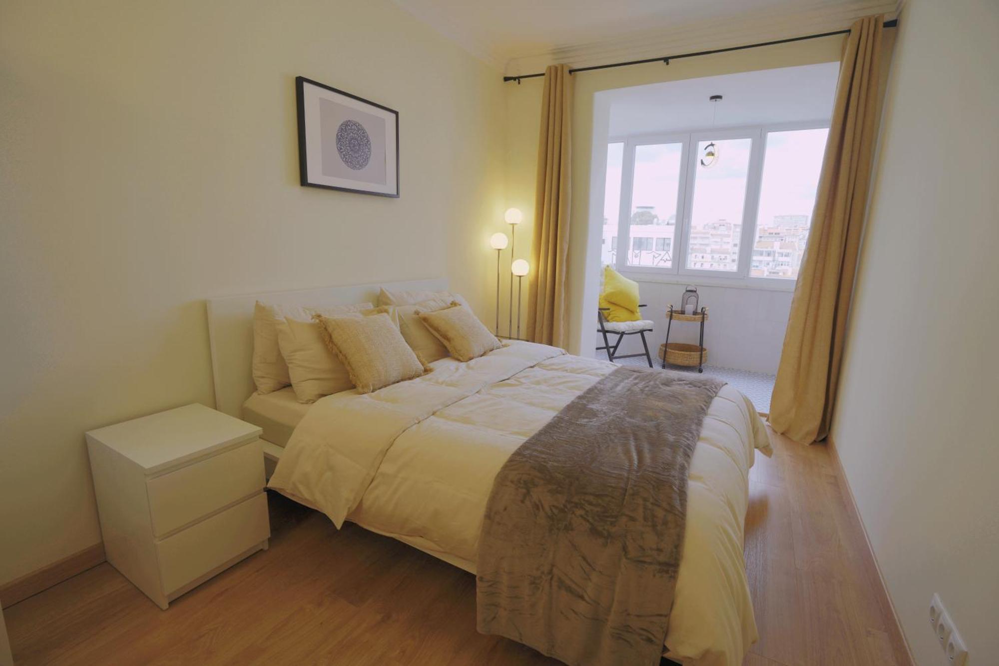 Lisbon Charming 94D, Next To Metro Apartment Luaran gambar